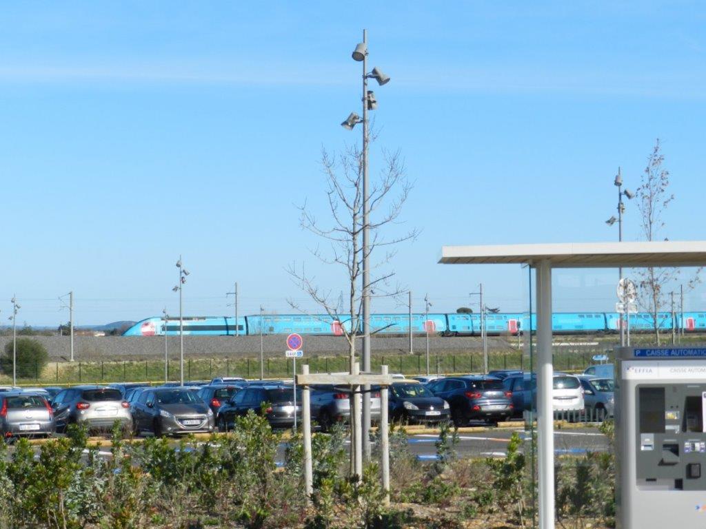 parking longue durée gare tgv valence