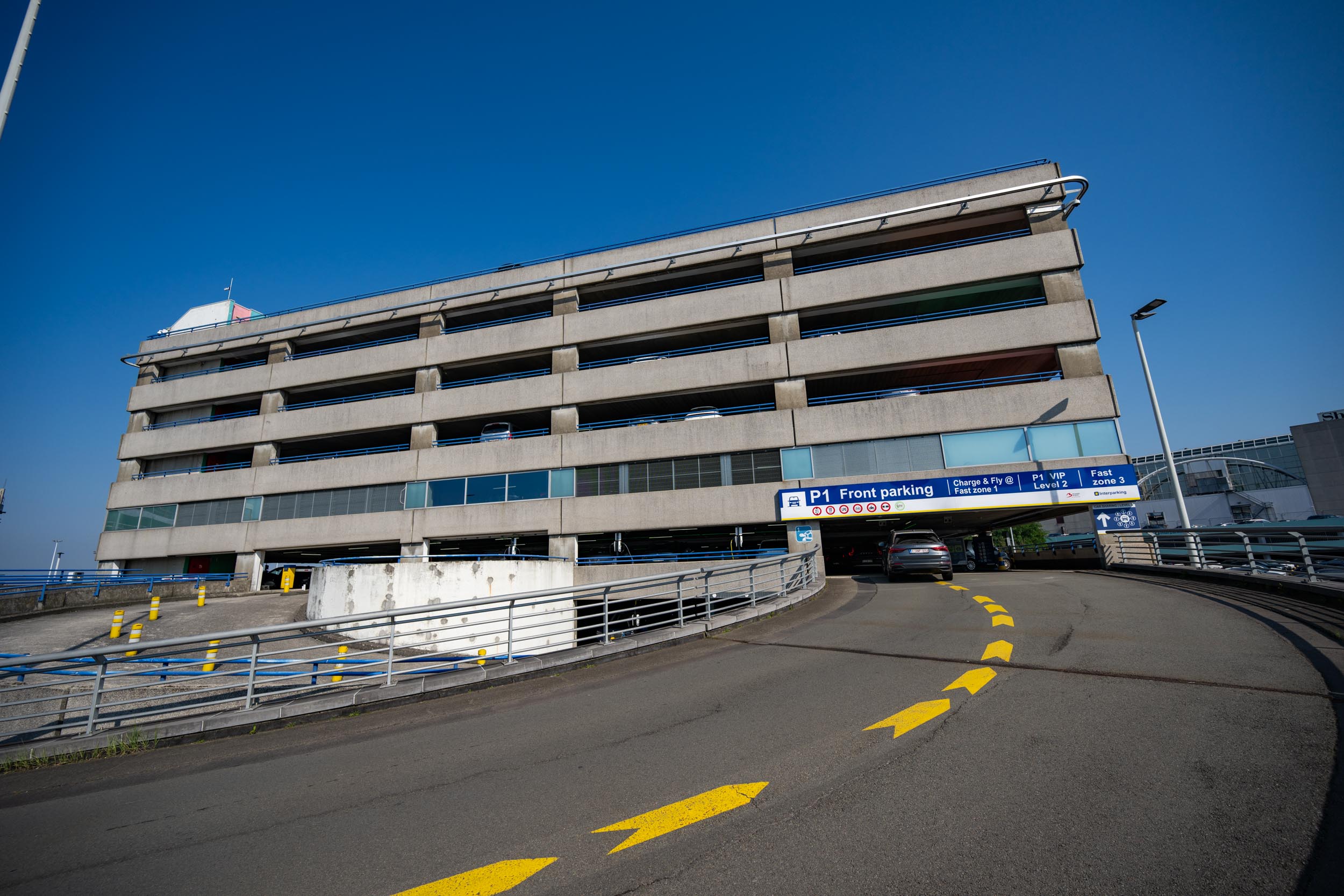 aéroport bruxelles national parking