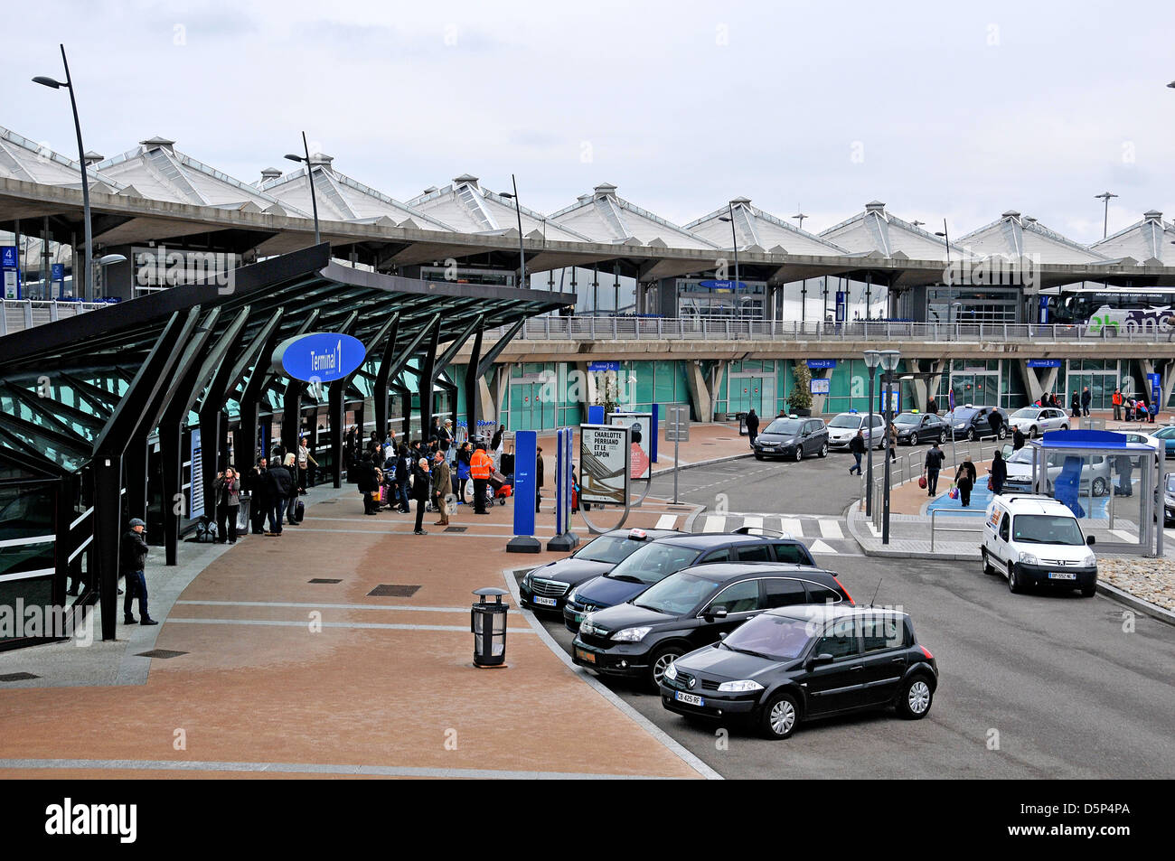 parking aeroport de lyon st exupery