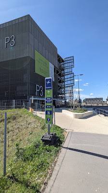 parking aeroport lyon st exupery longue duree